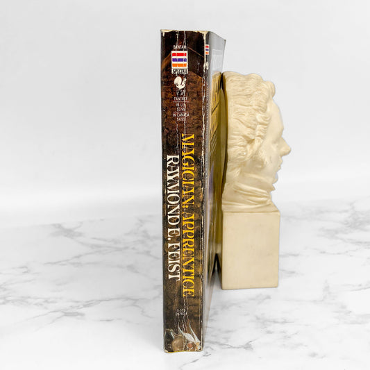 Magician Apprentice by Raymond E. Feist [FIRST PAPERBACK EDITION] 1986