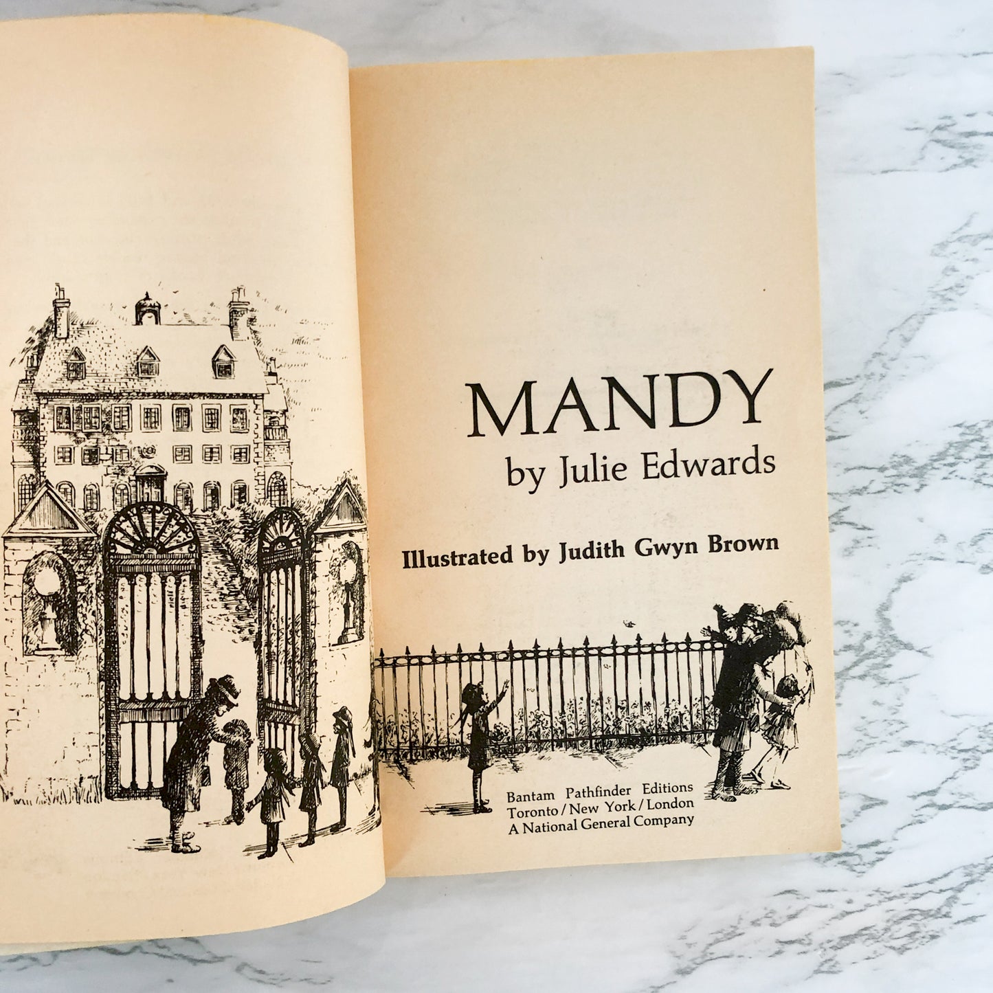 Mandy by Julie Andrews Edwards [FIRST PAPERBACK PRINTING / 1973]
