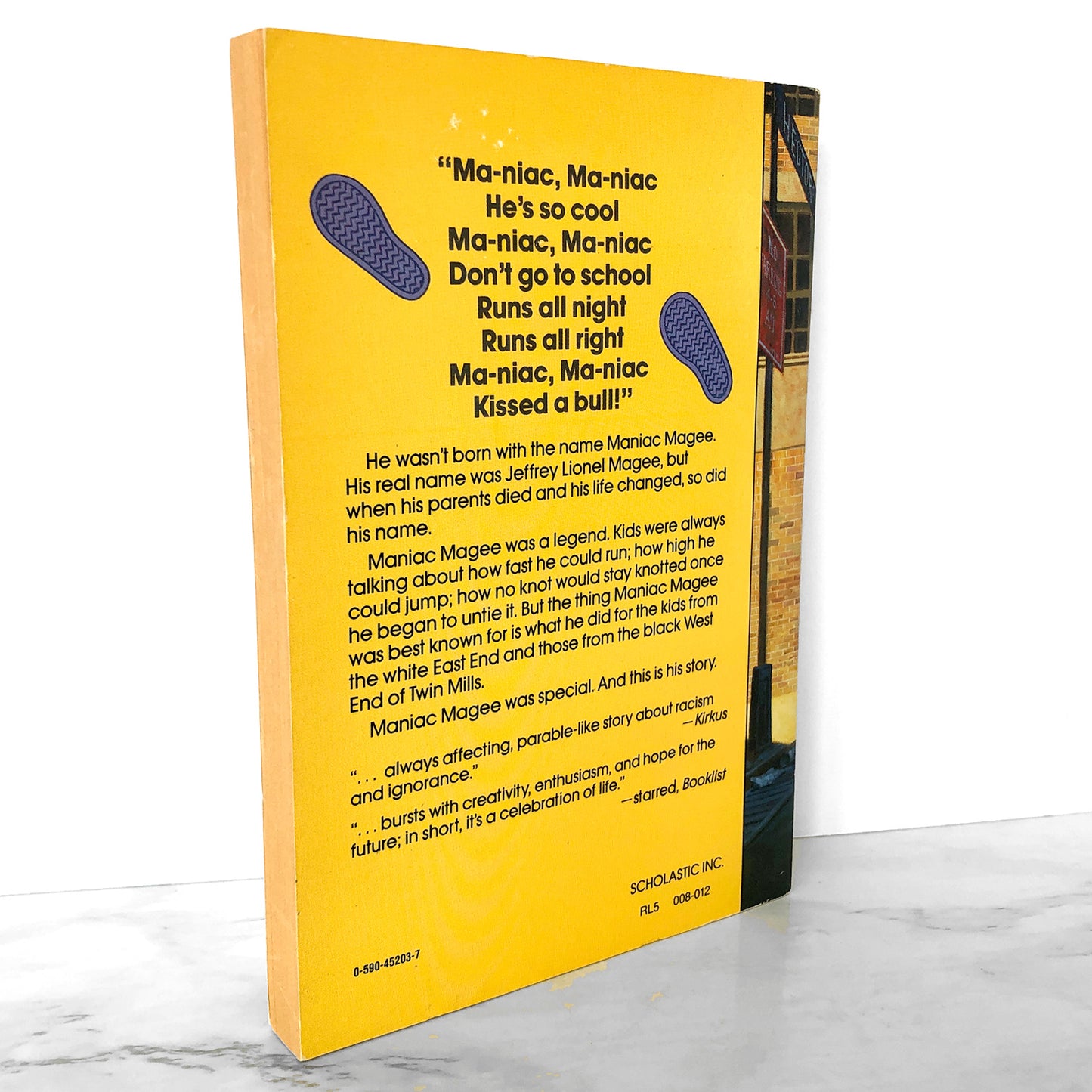 Maniac Magee by Jerry Spinelli [FIRST PAPERBACK PRINTING] 1991 • Scholastic