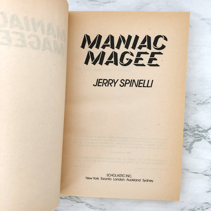 Maniac Magee by Jerry Spinelli [FIRST PAPERBACK PRINTING] 1991 • Scholastic