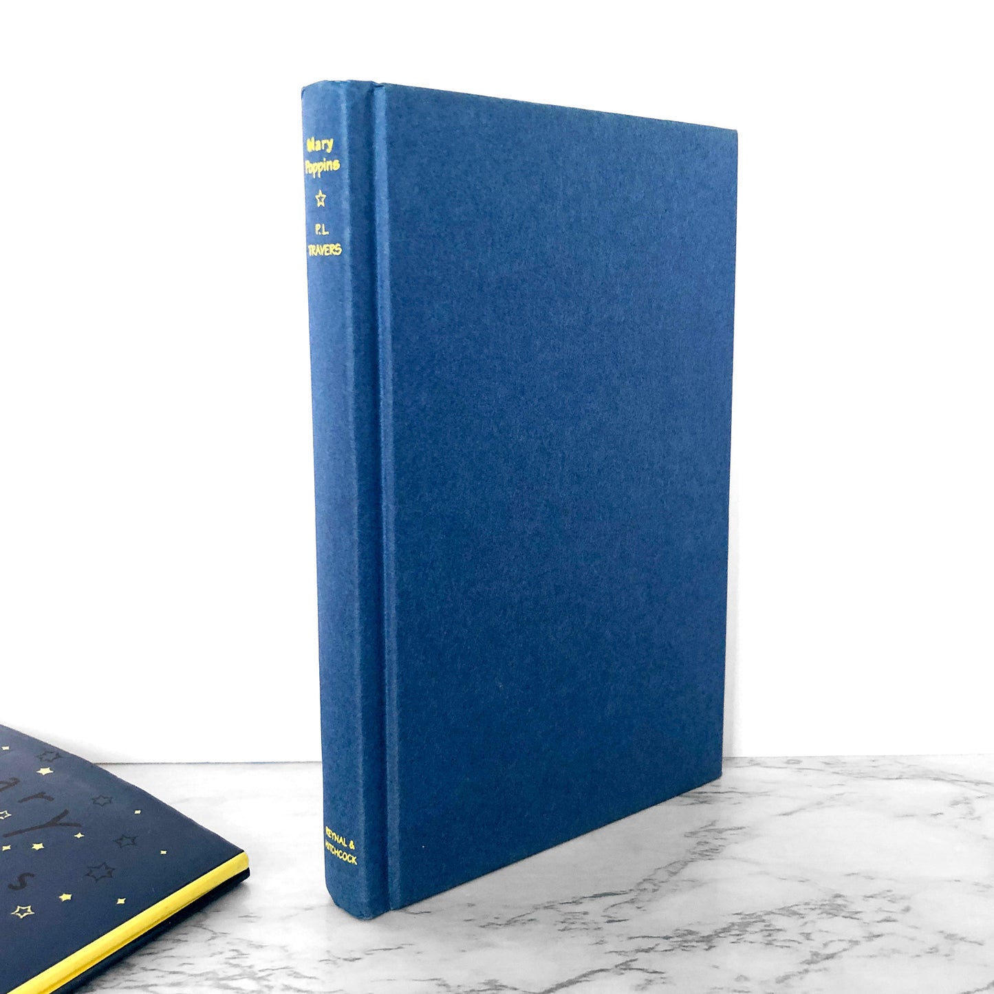 Mary Poppins by P.L. Travers [RARE BOOK CLUB EDITION] 2000