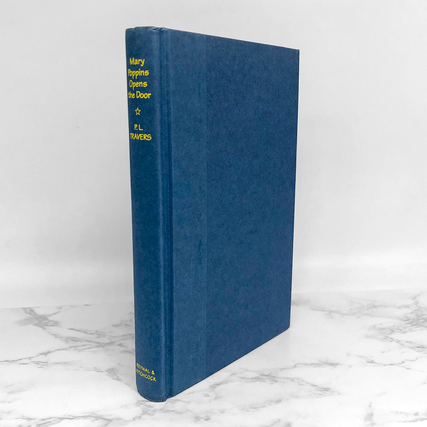 Mary Poppins Opens the Door by P.L. Travers [RARE BOOK CLUB EDITION] 2000