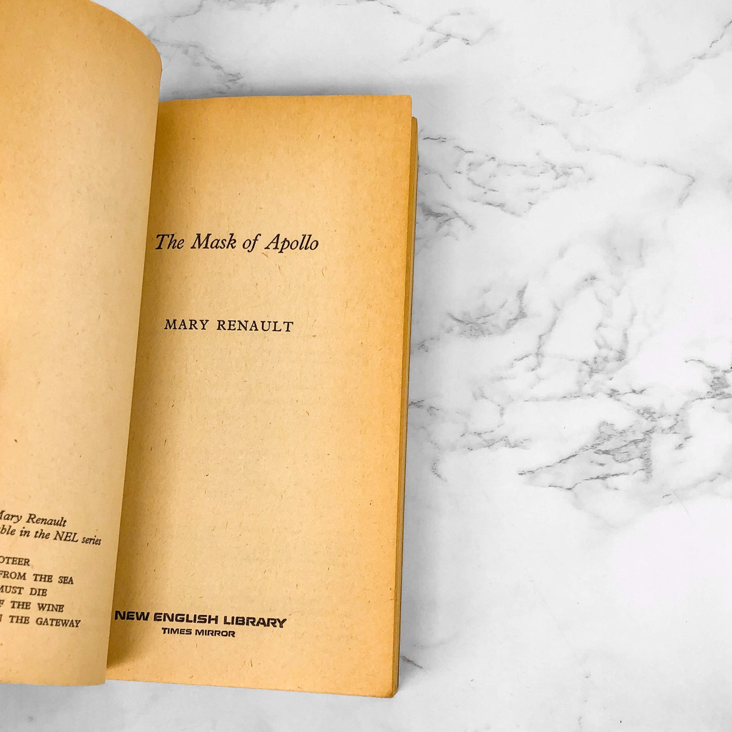 The Mask of Apollo by Mary Renault [U.K. PAPERBACK] 1975