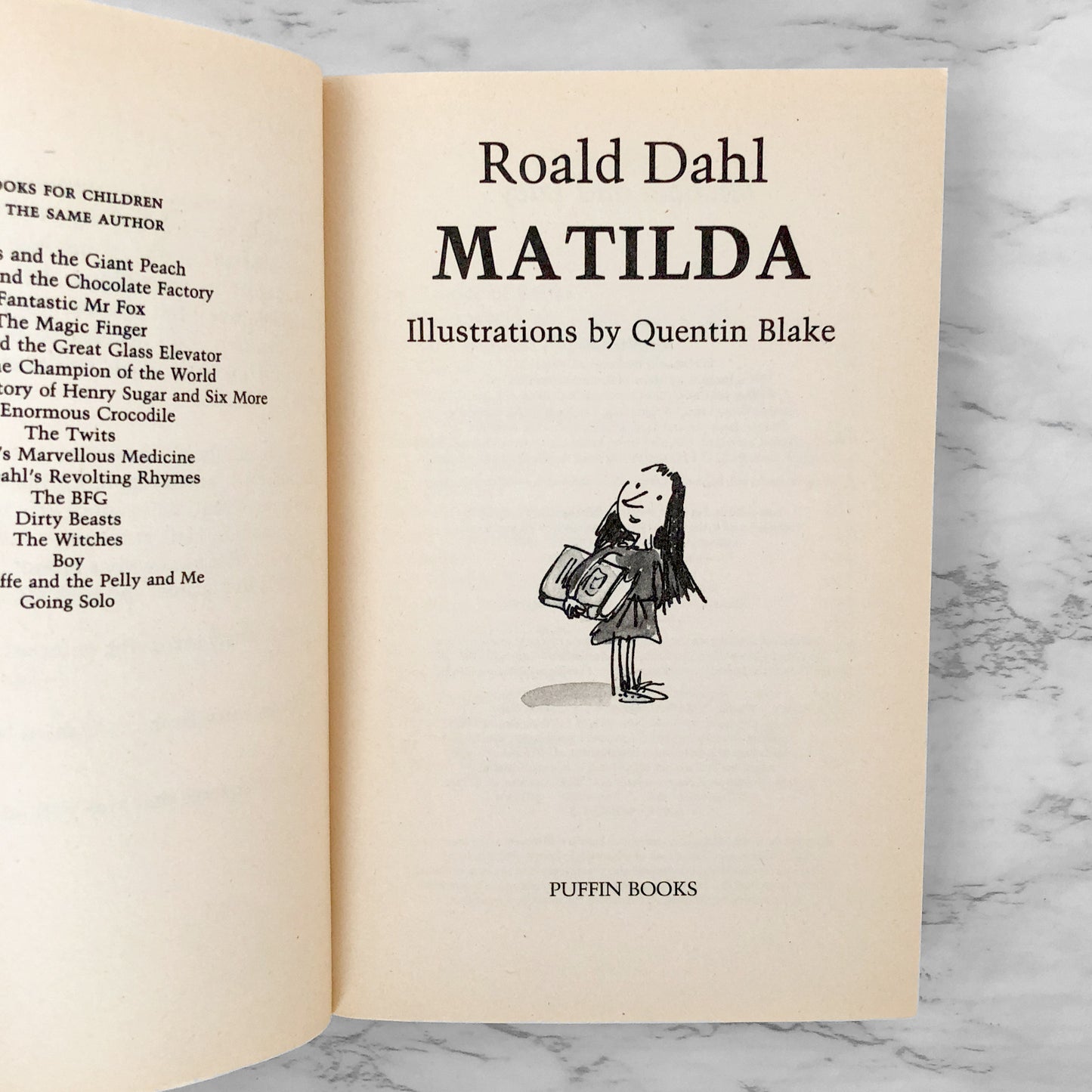 Matilda by Roald Dahl [FIRST PAPERBACK PRINTING] 1990