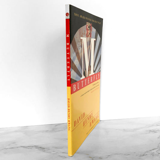 M. Butterfly: A Play by David Henry Hwang [TRADE PAPERBACK / 1989]