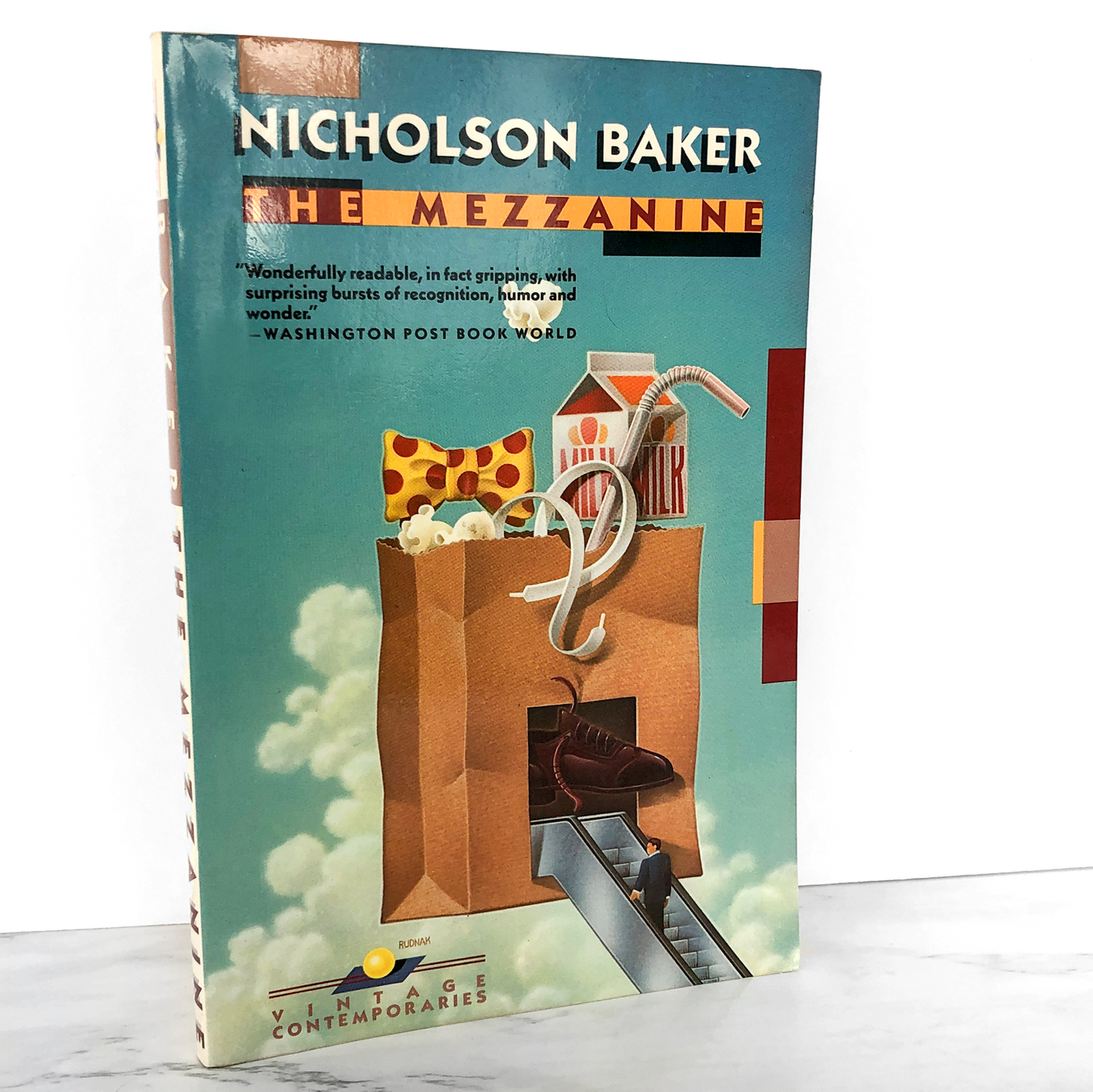 The Mezzanine by Nicholson Baker [FIRST PAPERBACK PRINTING / 1990]
