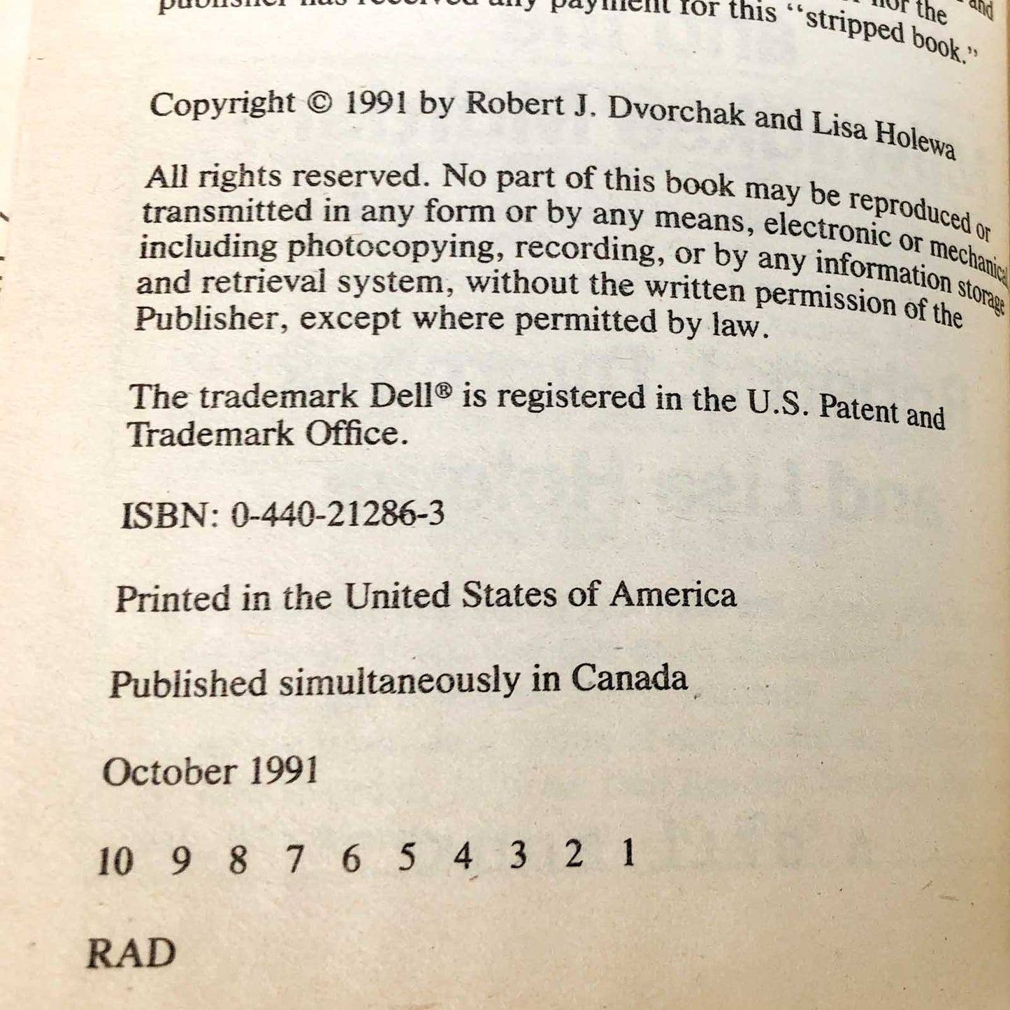 Milwaukee Massacre: Jeffery Dahmer & the Milwaukee Murders by Robert J. Dvorchak [FIRST EDITION • FIRST PRINTING] 1991
