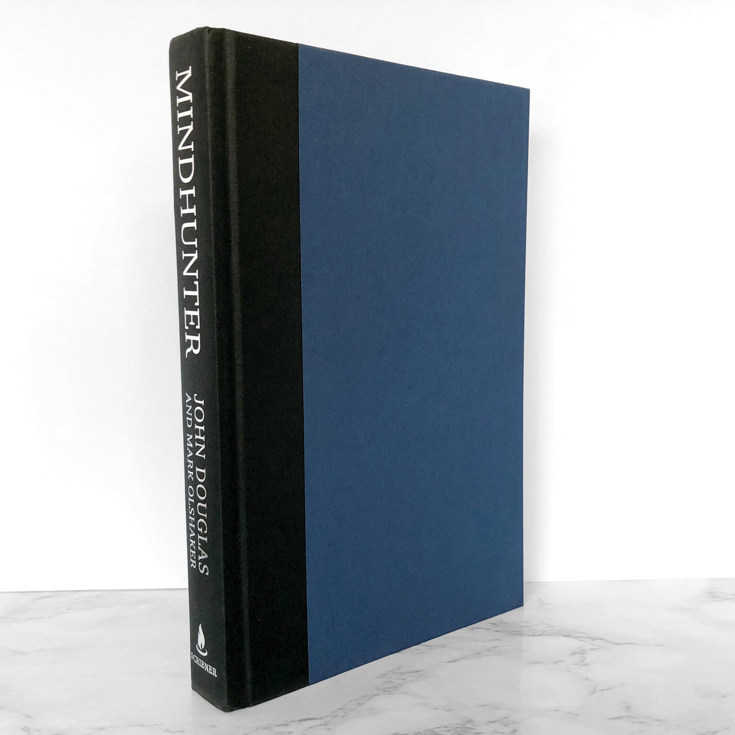 Mindhunter: Inside the FBI's Elite Serial Crime Unit by John Douglas & Mark Olshaker [HARDCOVER RE-ISSUE]