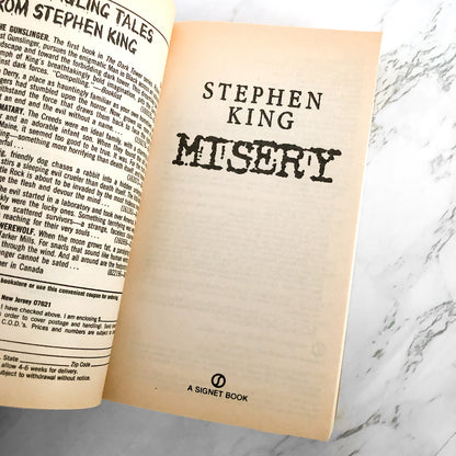 Misery by Stephen King [1990 MOVIE TIE-IN PAPERBACK]