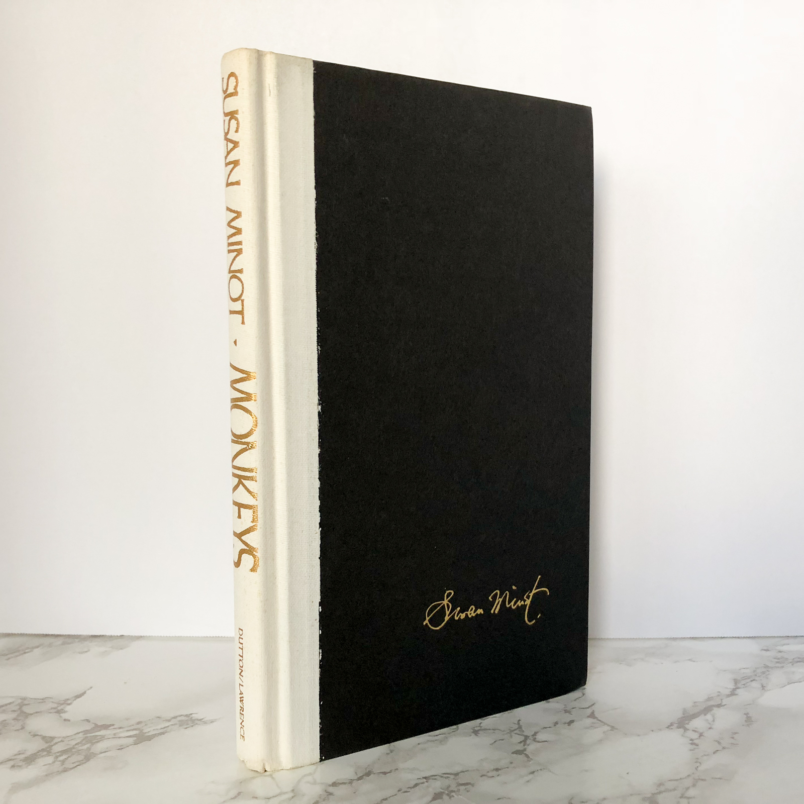 Monkeys by Susan Minot [FIRST EDITION / FIRST PRINTING / 1986] - Bookshop Apocalypse