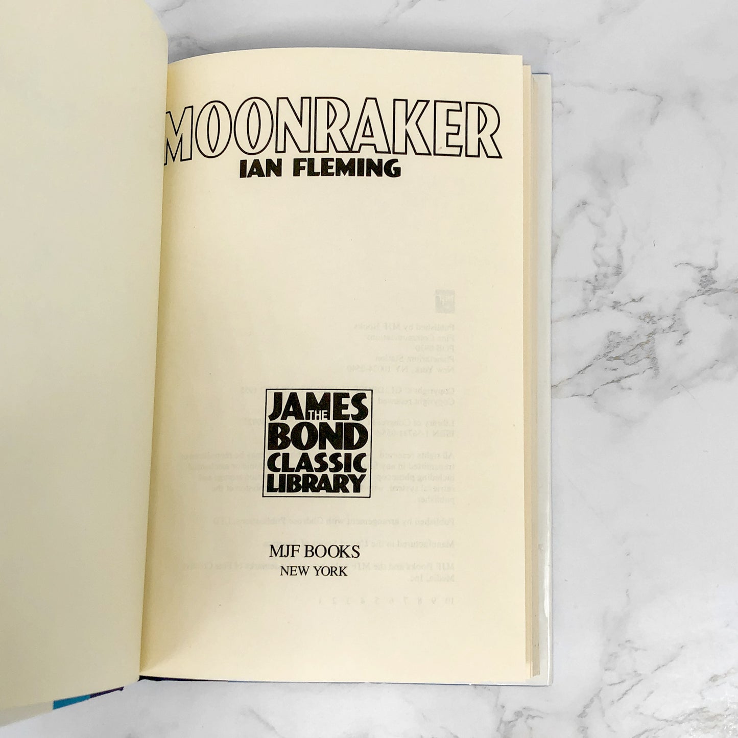 Moonraker by Ian Fleming [HARDCOVER RE-ISSUE] 1983 • James Bond #3