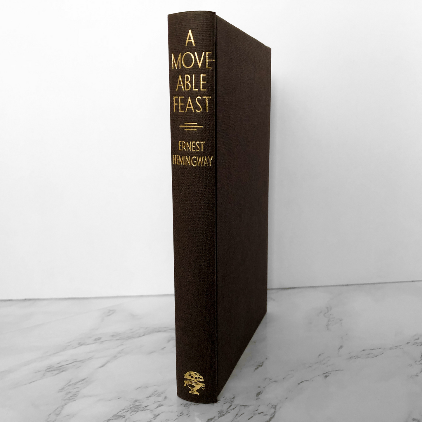 A Moveable Feast by Ernest Hemingway [U.K. FIRST EDITION / FIRST PRINTING] - Bookshop Apocalypse