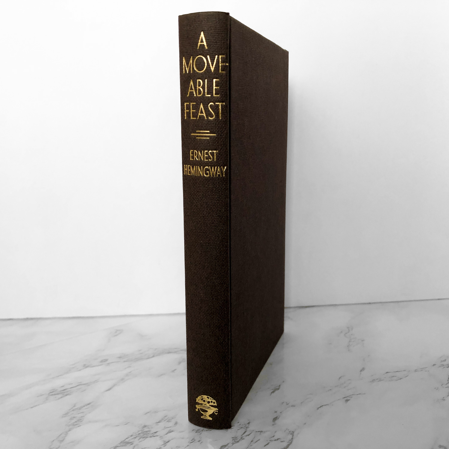 A Moveable Feast by Ernest Hemingway [U.K. FIRST EDITION / FIRST PRINTING] - Bookshop Apocalypse