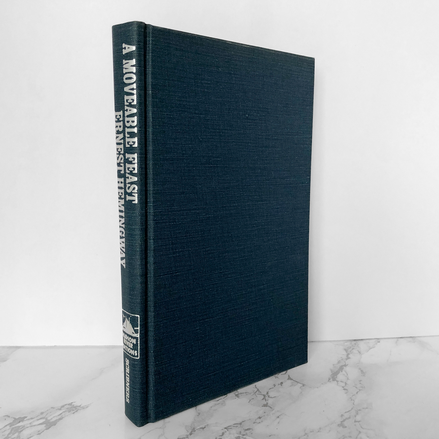 A Moveable Feast by Ernest Hemingway [HARDCOVER REPRINT] - Bookshop Apocalypse