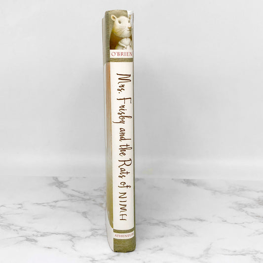 Mrs. Frisby and The Rats of NIMH by Robert C. O'Brien [HARDCOVER RE-PRINT] 2000 • Atheneum