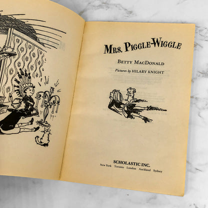 Mrs. Piggle-Wiggle by Betty MacDonald [1987 TRADE PAPERBACK]