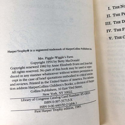 Mrs. Piggle-Wiggle's Farm by Betty MacDonald [1985 TRADE PAPERBACK]