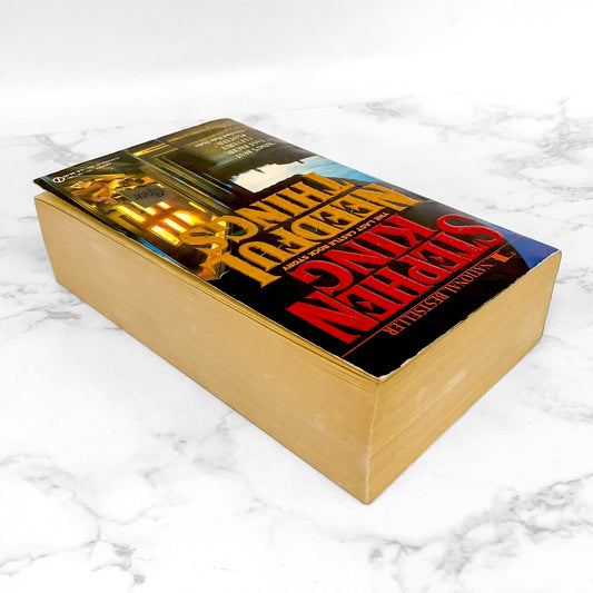 Needful Things by Stephen King [FIRST PAPERBACK PRINTING] 1992 • Signet