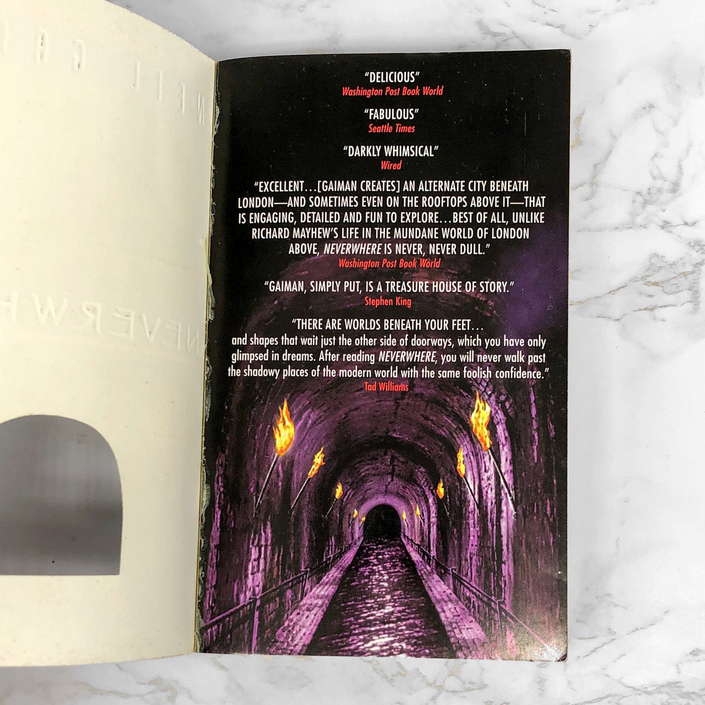 Neverwhere by Neil Gaiman [1998 FIRST PAPERBACK EDITION]