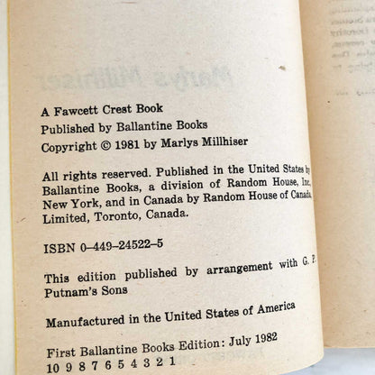 Nightmare Country by Marlys Millhiser [FIRST PAPERBACK PRINTING] 1982