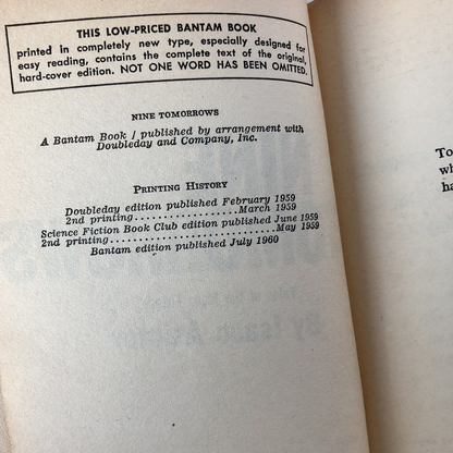 Nine Tomorrows by Isaac Asimov [FIRST PAPERBACK PRINTING / 1960]