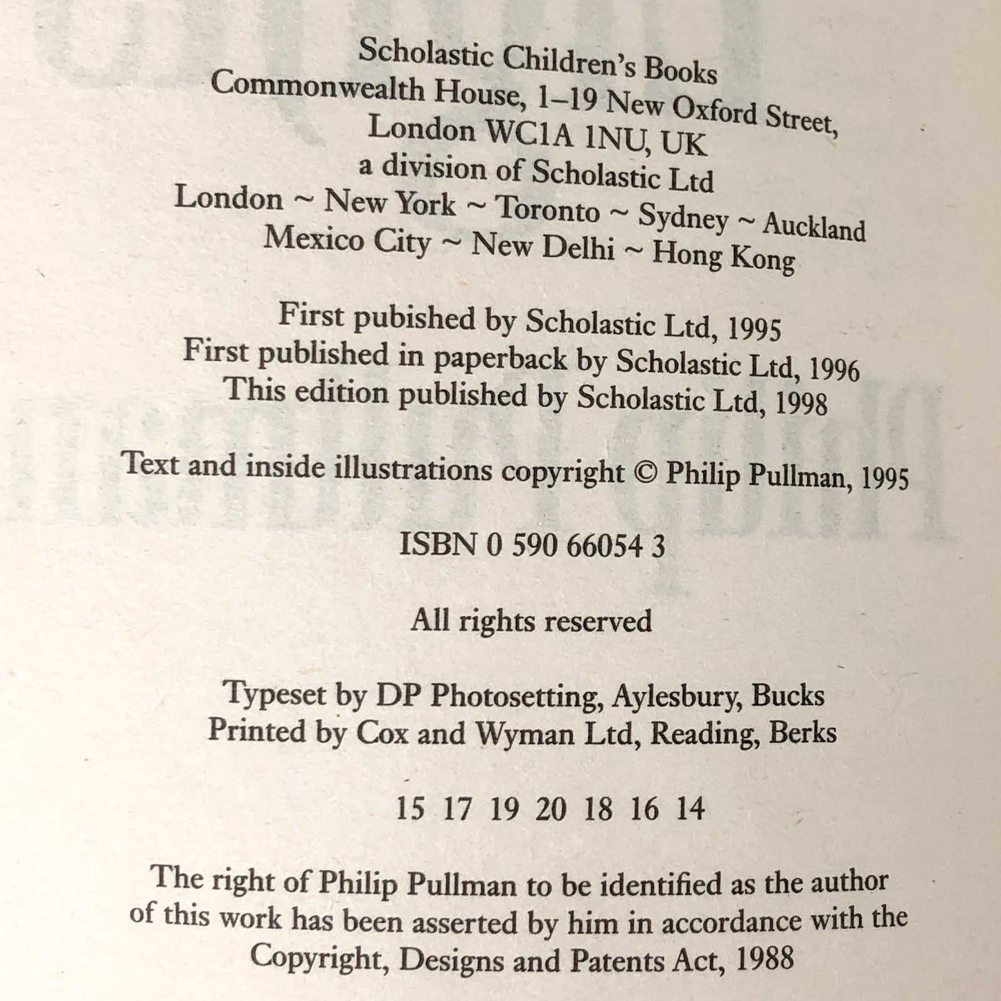 Northern Lights by Philip Pullman "aka The Golden Compass" [U.K TRADE PAPERBACK] 1998 • His Dark Materials I
