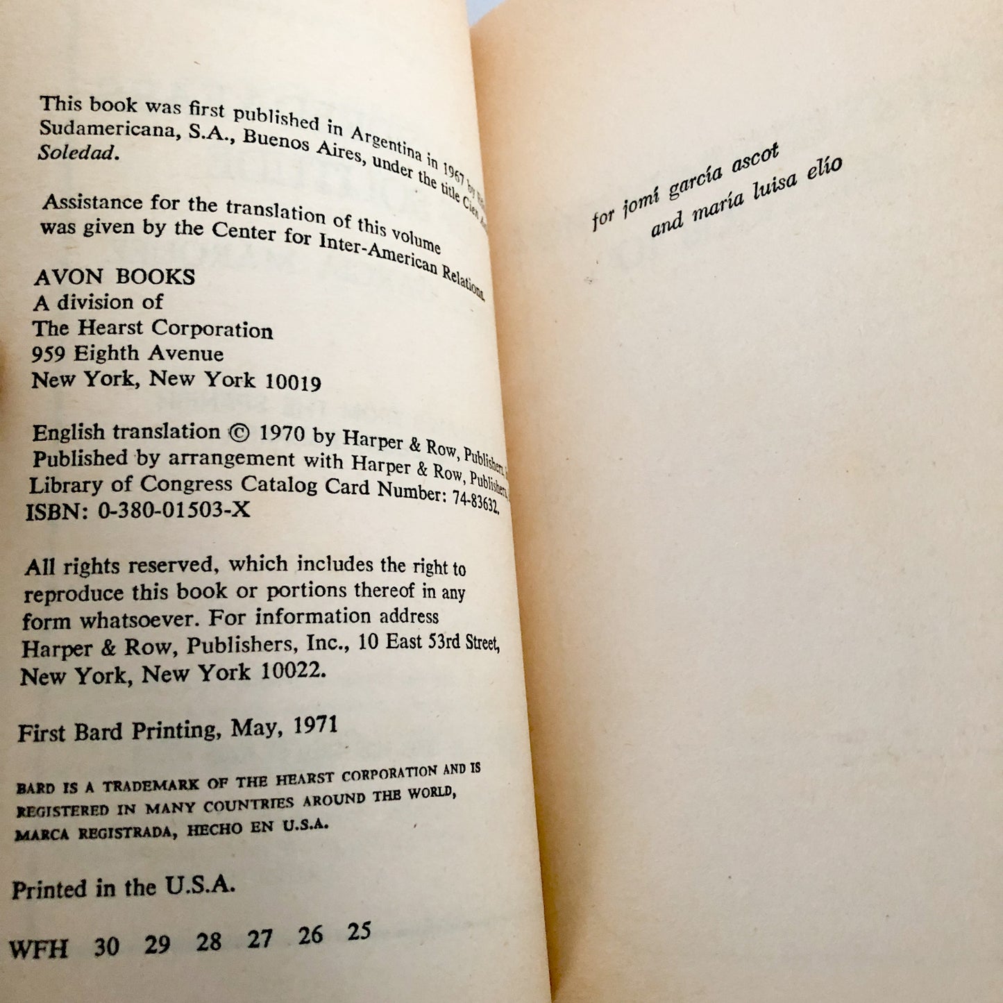 One Hundred Years of Solitude by Gabriel Garcia Marquez [1971 PAPERBACK]