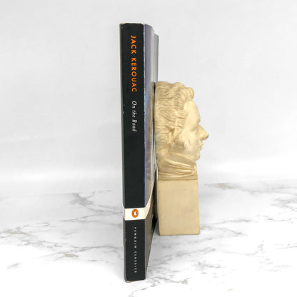 On the Road by Jack Kerouac [PENGUIN CLASSICS PAPERBACK]