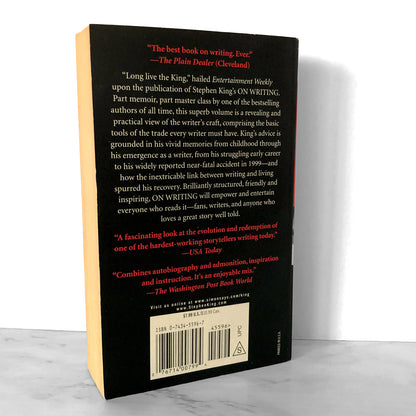 On Writing: A Memoir of the Craft by Stephen King [2002 PAPERBACK]