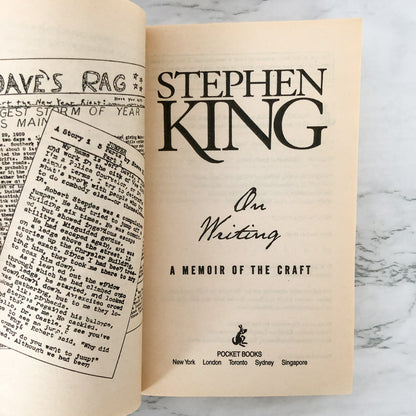 On Writing: A Memoir of the Craft by Stephen King [2002 PAPERBACK]
