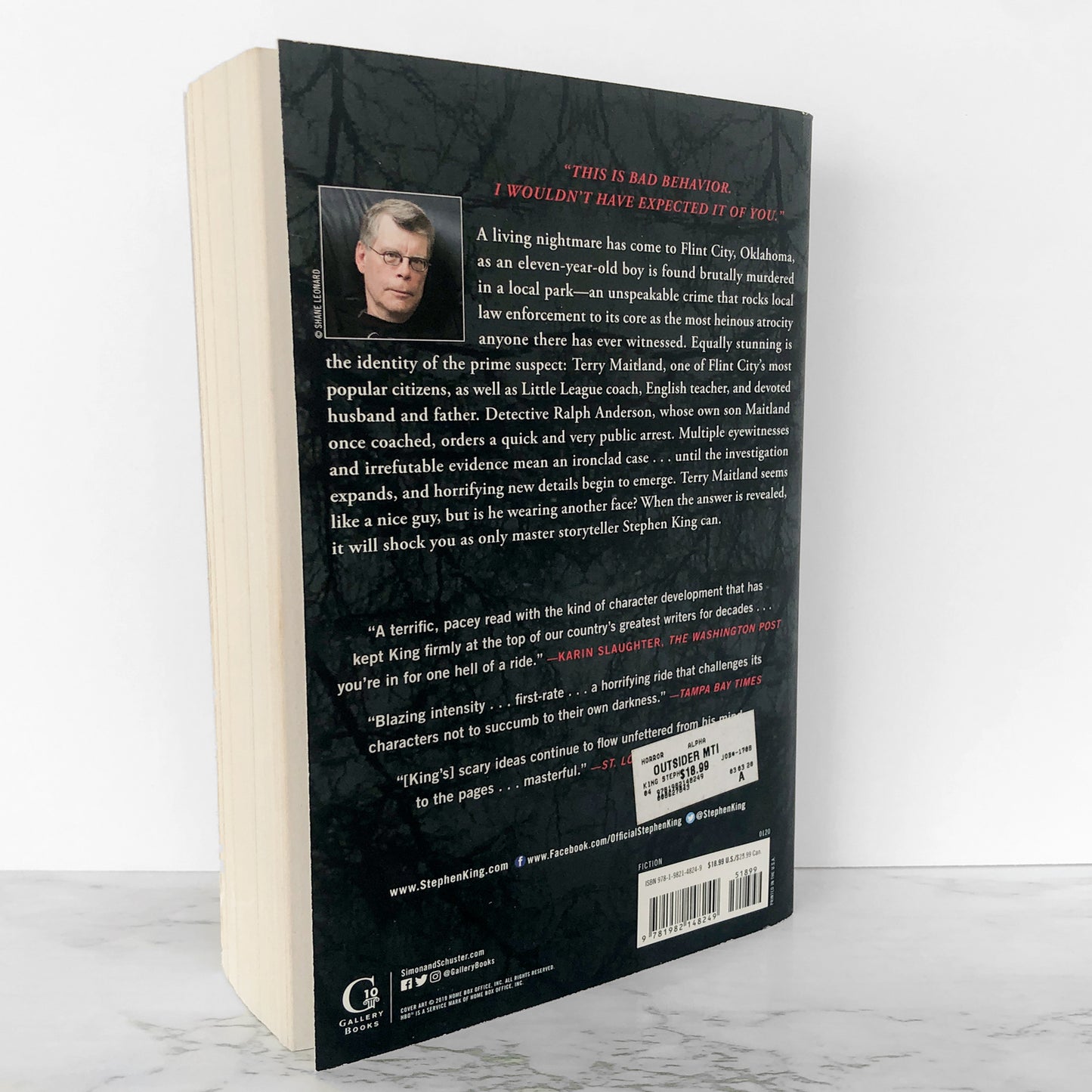 The Outsider by Stephen King [TRADE PAPERBACK] 2020