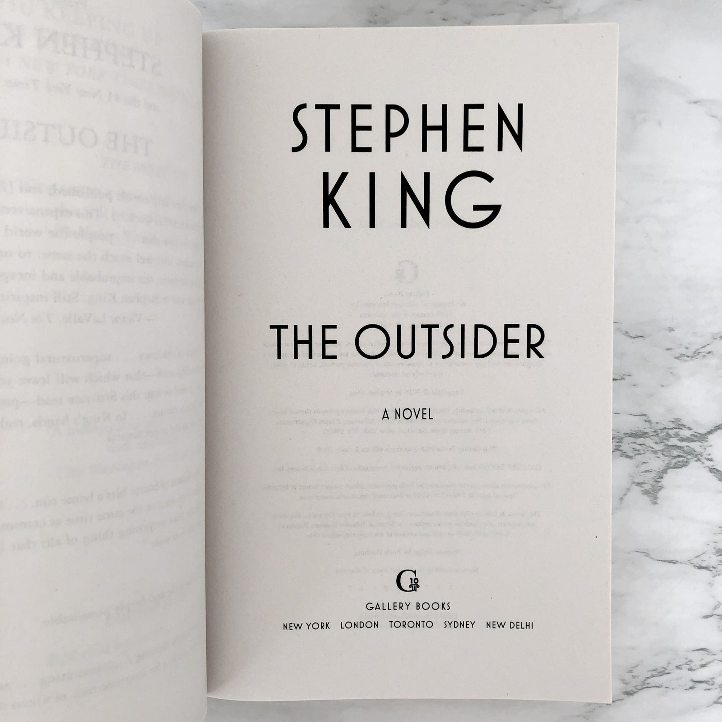 The Outsider by Stephen King [TRADE PAPERBACK] 2020