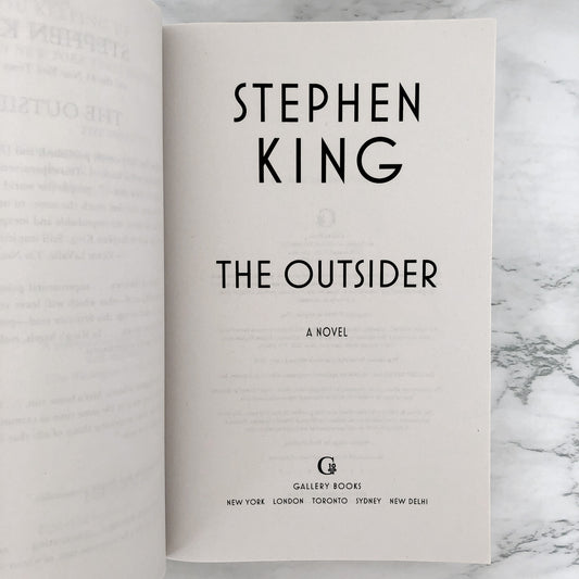 The Outsider by Stephen King [TRADE PAPERBACK] 2020