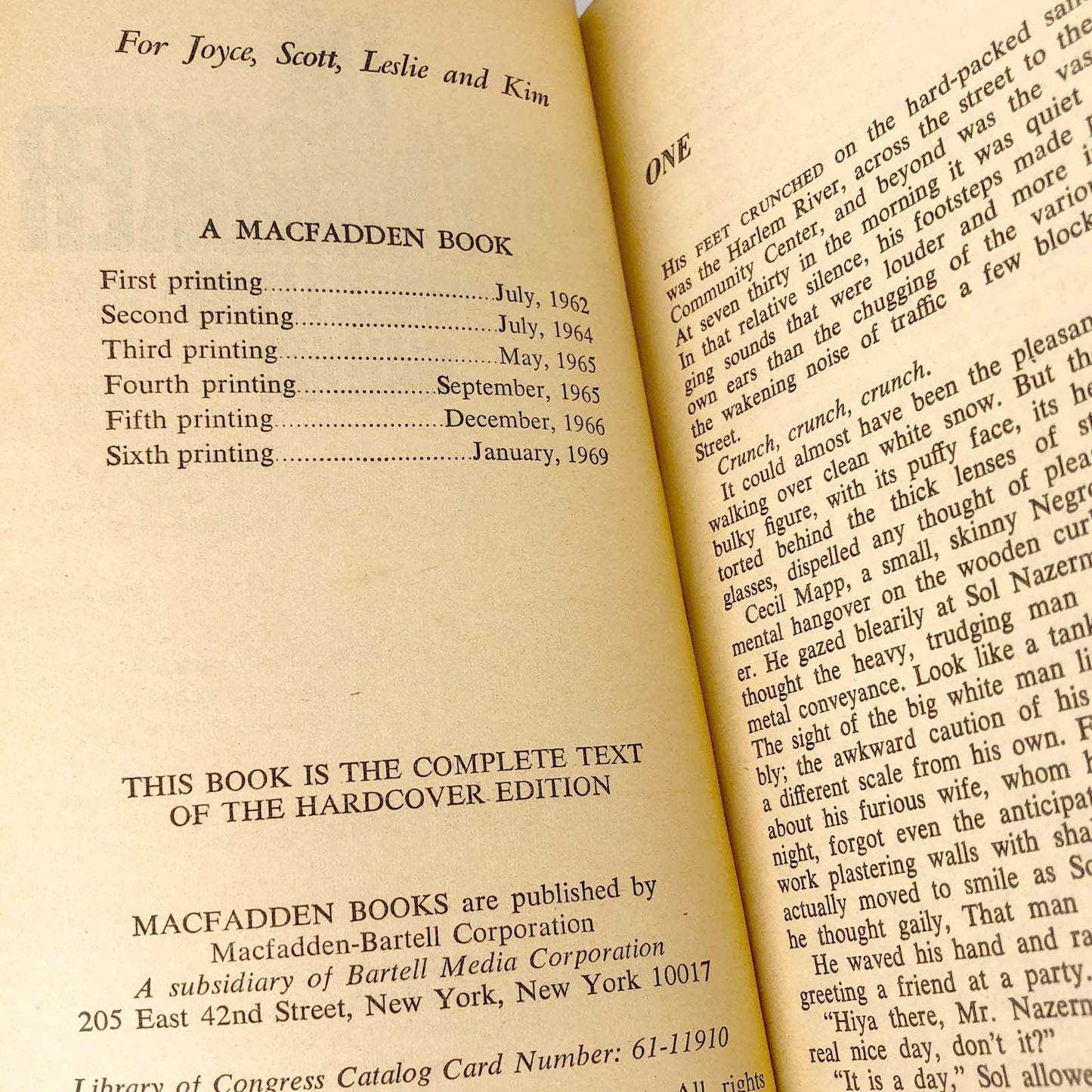 The Pawnbroker by Edward Lewis Wallant [1969 PAPERBACK] Macfadden-Bartell