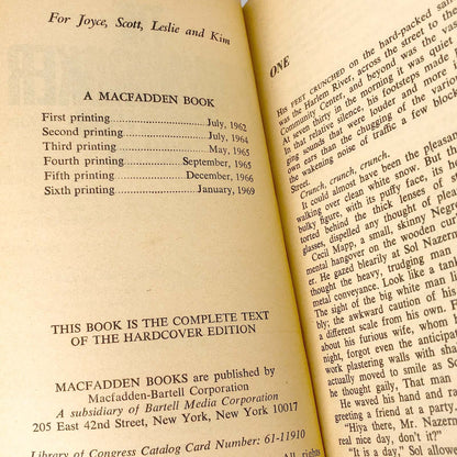 The Pawnbroker by Edward Lewis Wallant [1969 PAPERBACK] Macfadden-Bartell