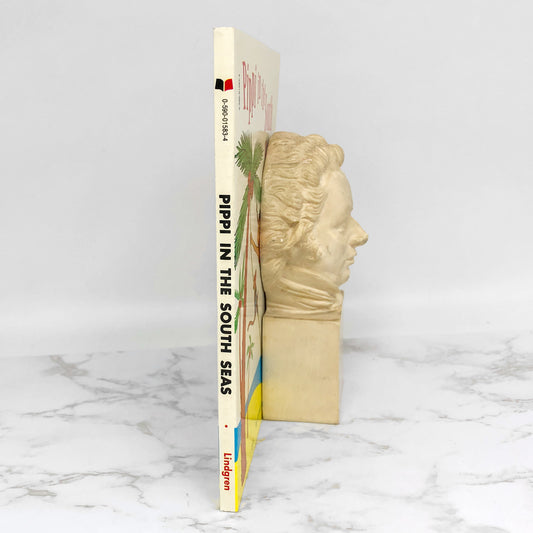 Pippi in the South Seas by Astrid Lindgren [1972 TRADE PAPERBACK]