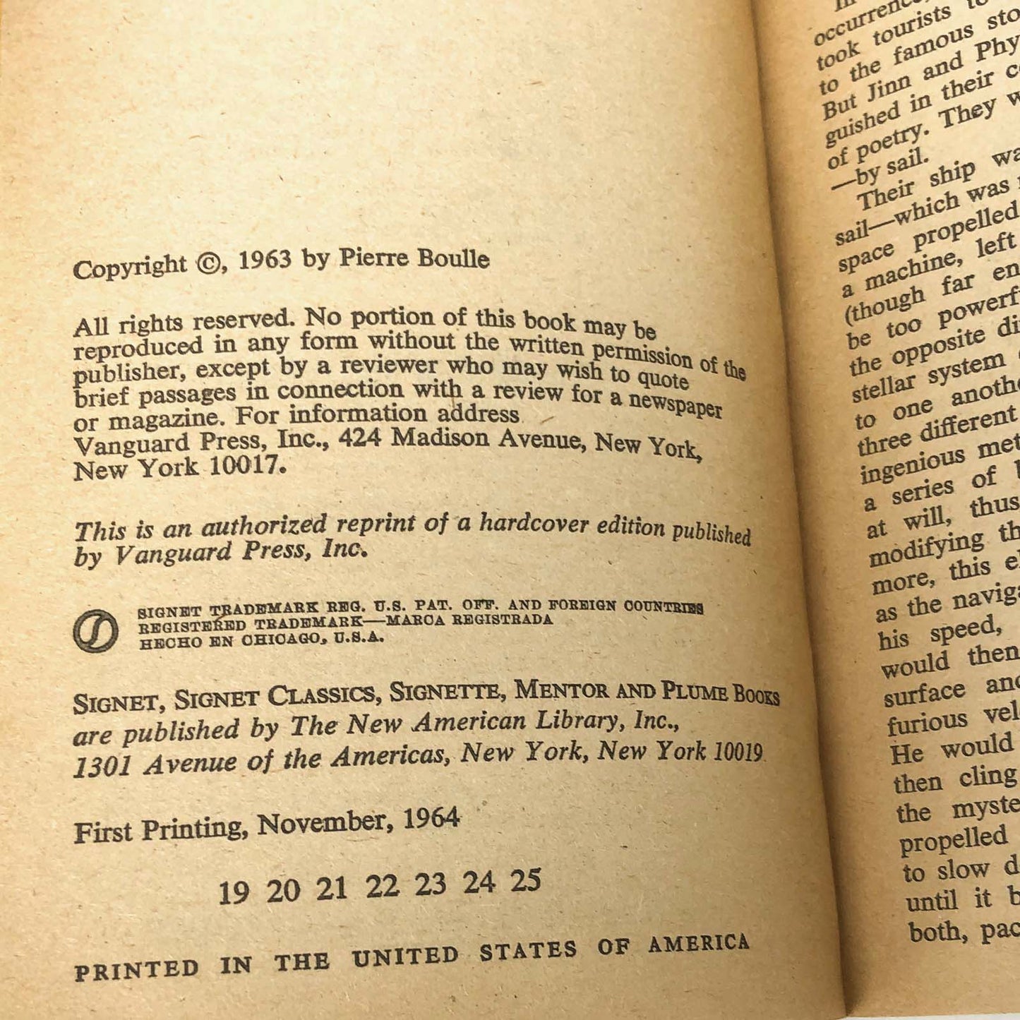 Planet of the Apes by Pierre Boulle [1968 PAPERBACK]