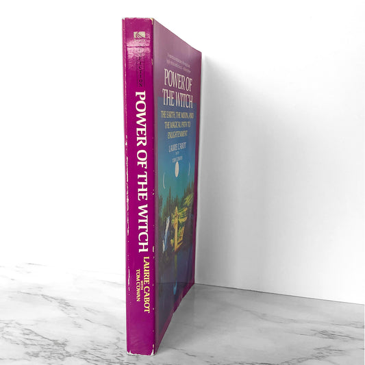 Power of the Witch: The Earth, the Moon & the Magical Path to Enlightenment by Laurie Cabot w. Tom Cowan [TRADE PAPERBACK / 1990]