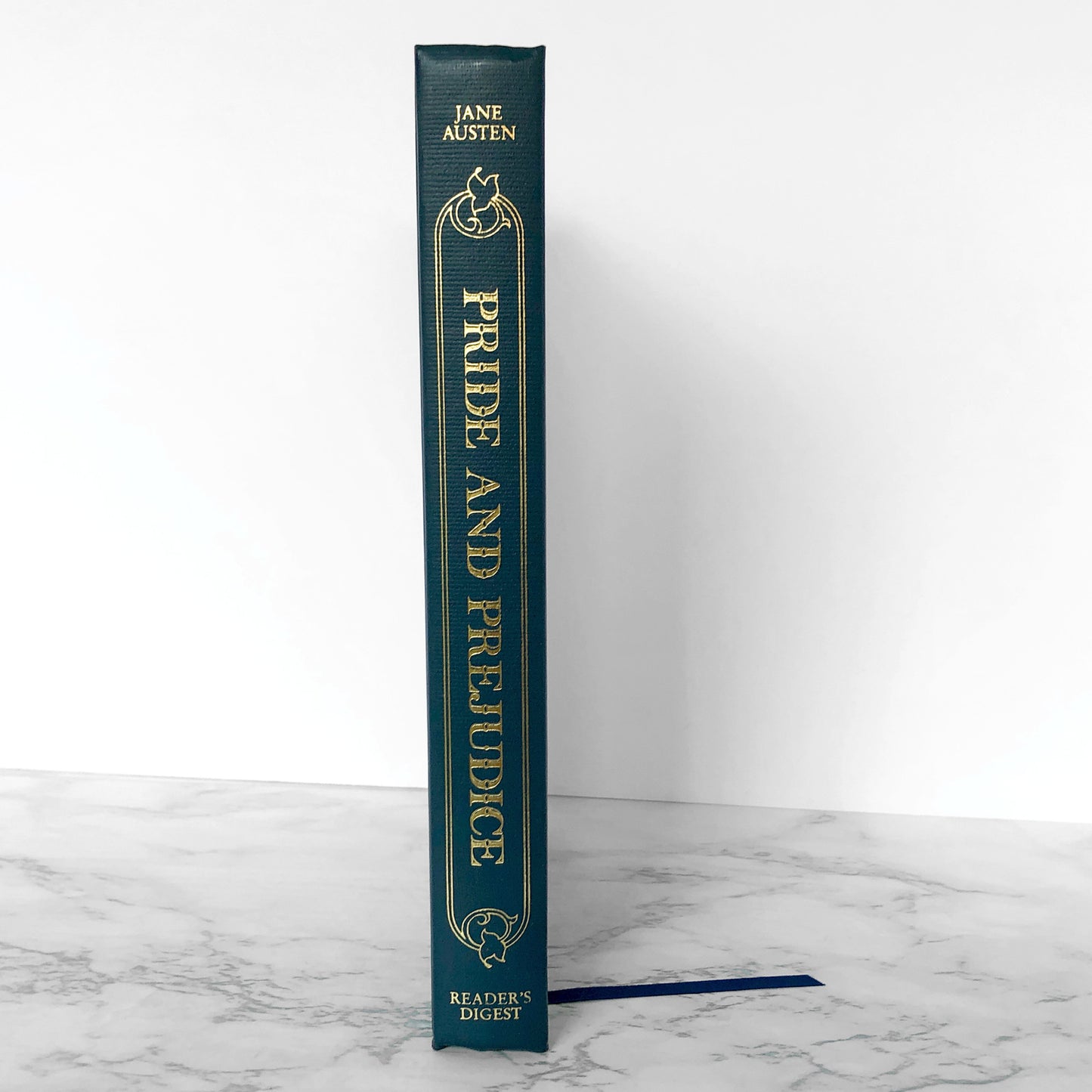 Pride and Prejudice by Jane Austen [ILLUSTRATED HARDCOVER / 1984]