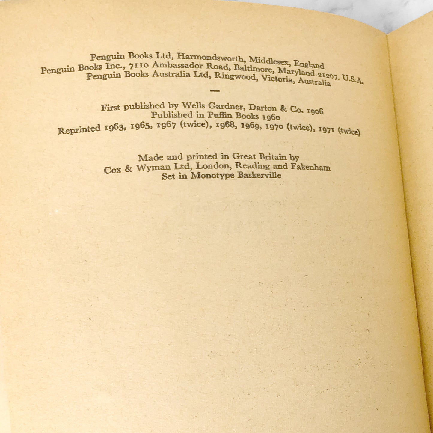 The Railway Children by E. Nesbit [U.K. MOVIE TIE-IN PAPERBACK] 1971 • Penguin