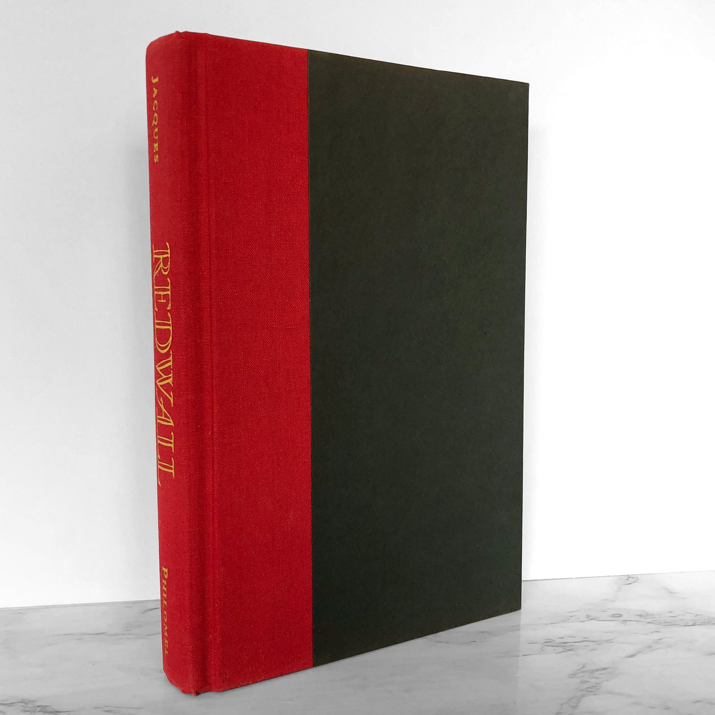 Redwall by Brian Jacques [FIRST EDITION / 1986]