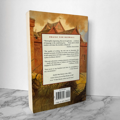 Redwall by Brian Jacques [ILLUSTRATED EDITION] - Bookshop Apocalypse