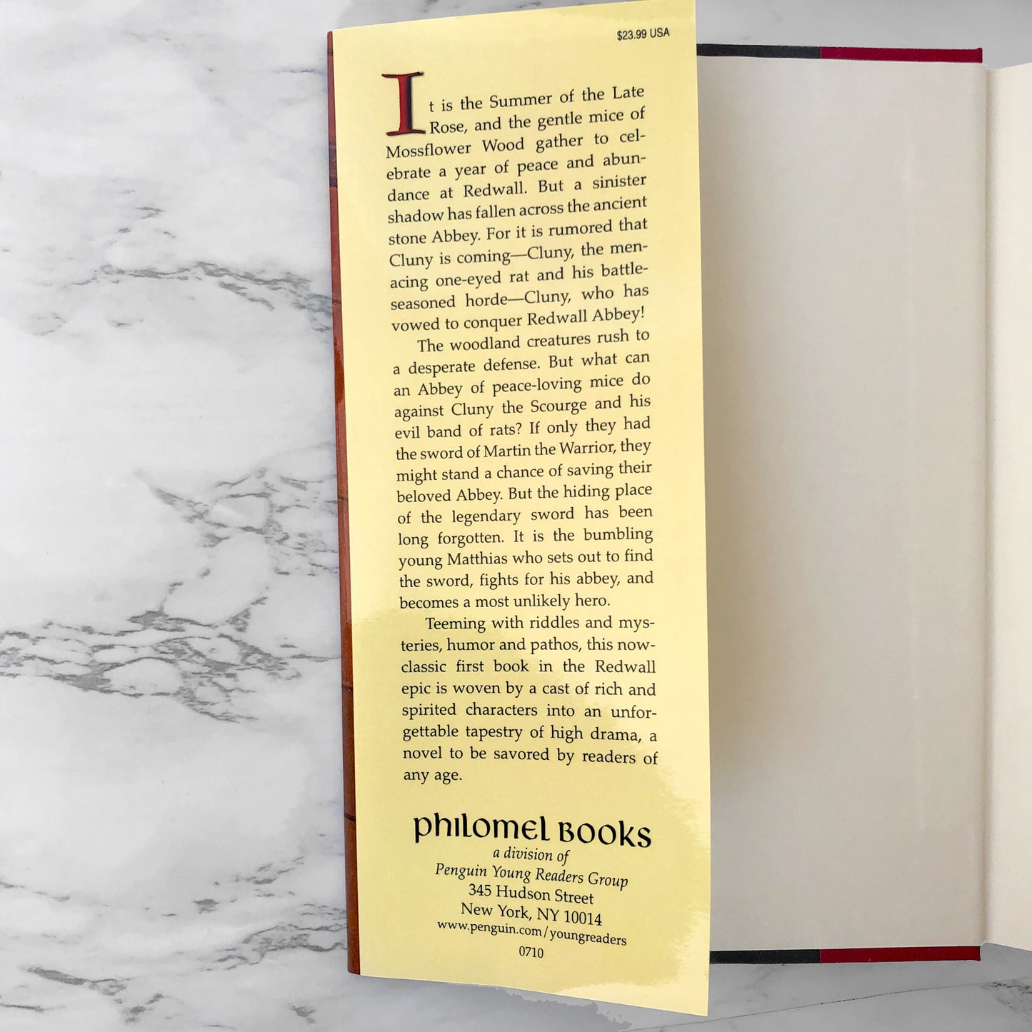 Redwall by Brian Jacques [ANNIVERSARY EDITION HARDCOVER]