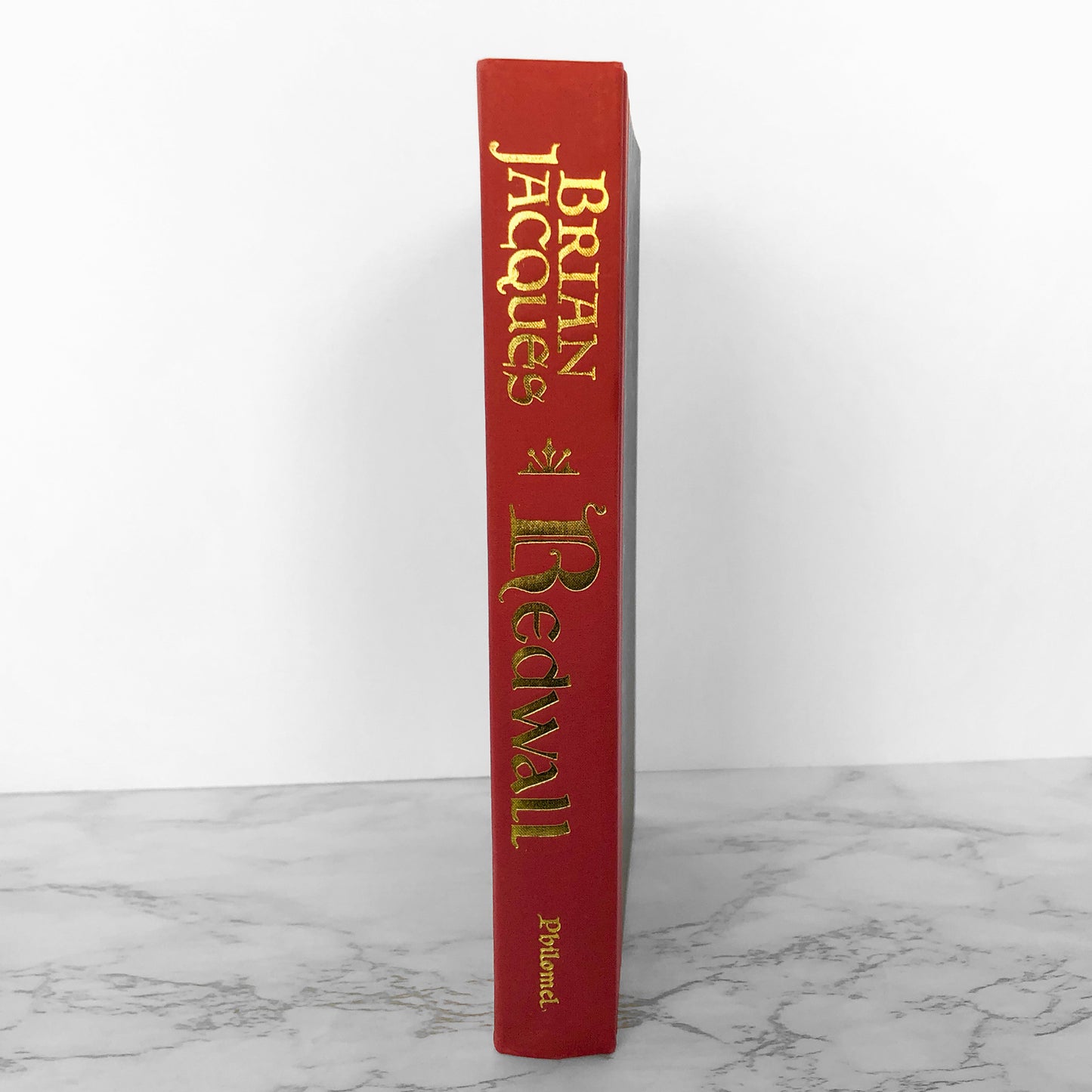 Redwall by Brian Jacques [ANNIVERSARY EDITION HARDCOVER]