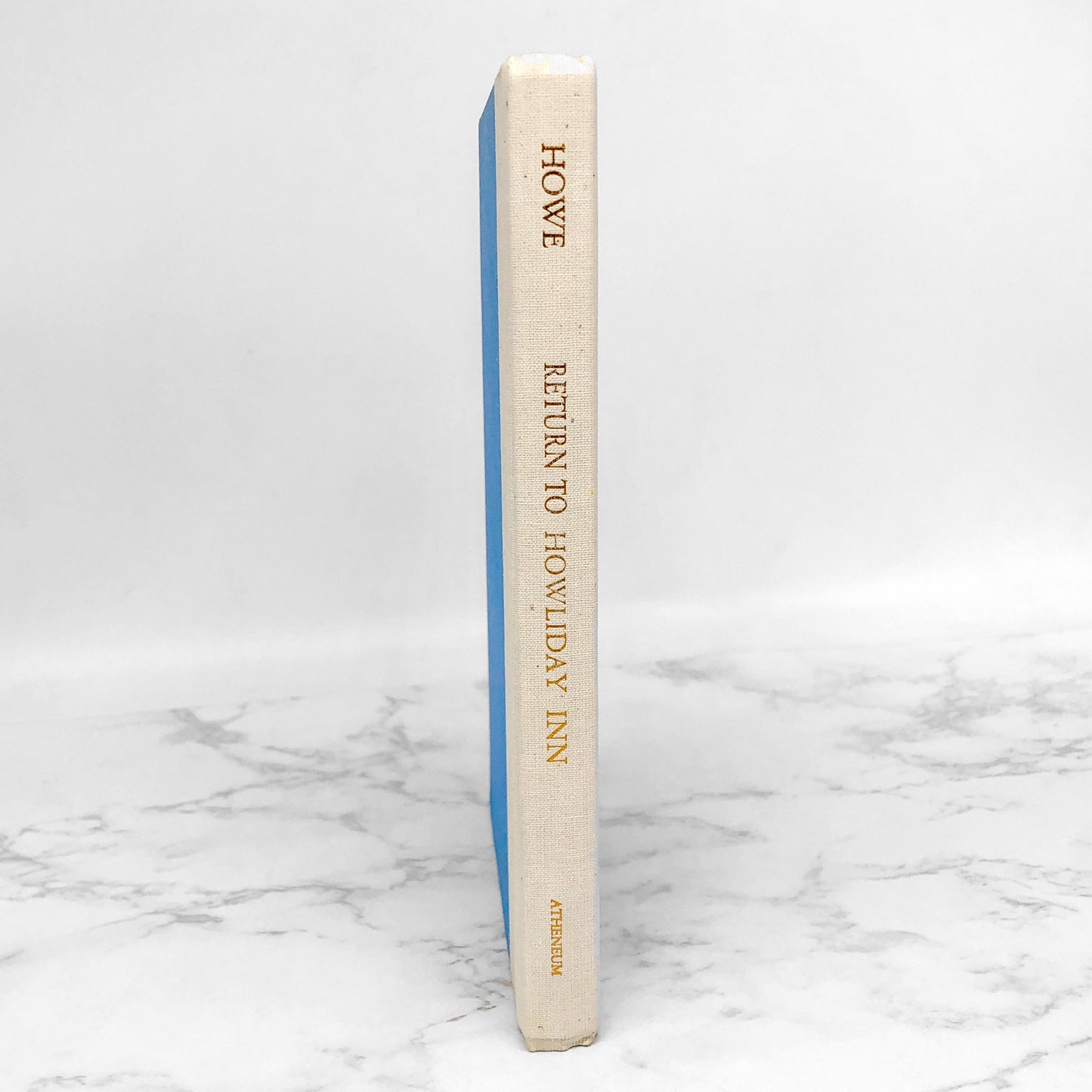 Return to Howliday Inn by James Howe [FIRST EDITION • FIRST PRINTING] 1992 • Atheneum