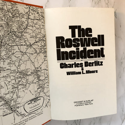 The Roswell Incident by Charles Berlitz & William L. Moore [FIRST EDITION] - Bookshop Apocalypse