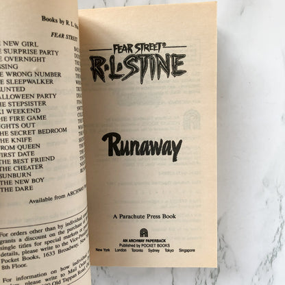 Fear Street #41: Runaway by R.L. Stine [1997 PAPERBACK] - Bookshop Apocalypse