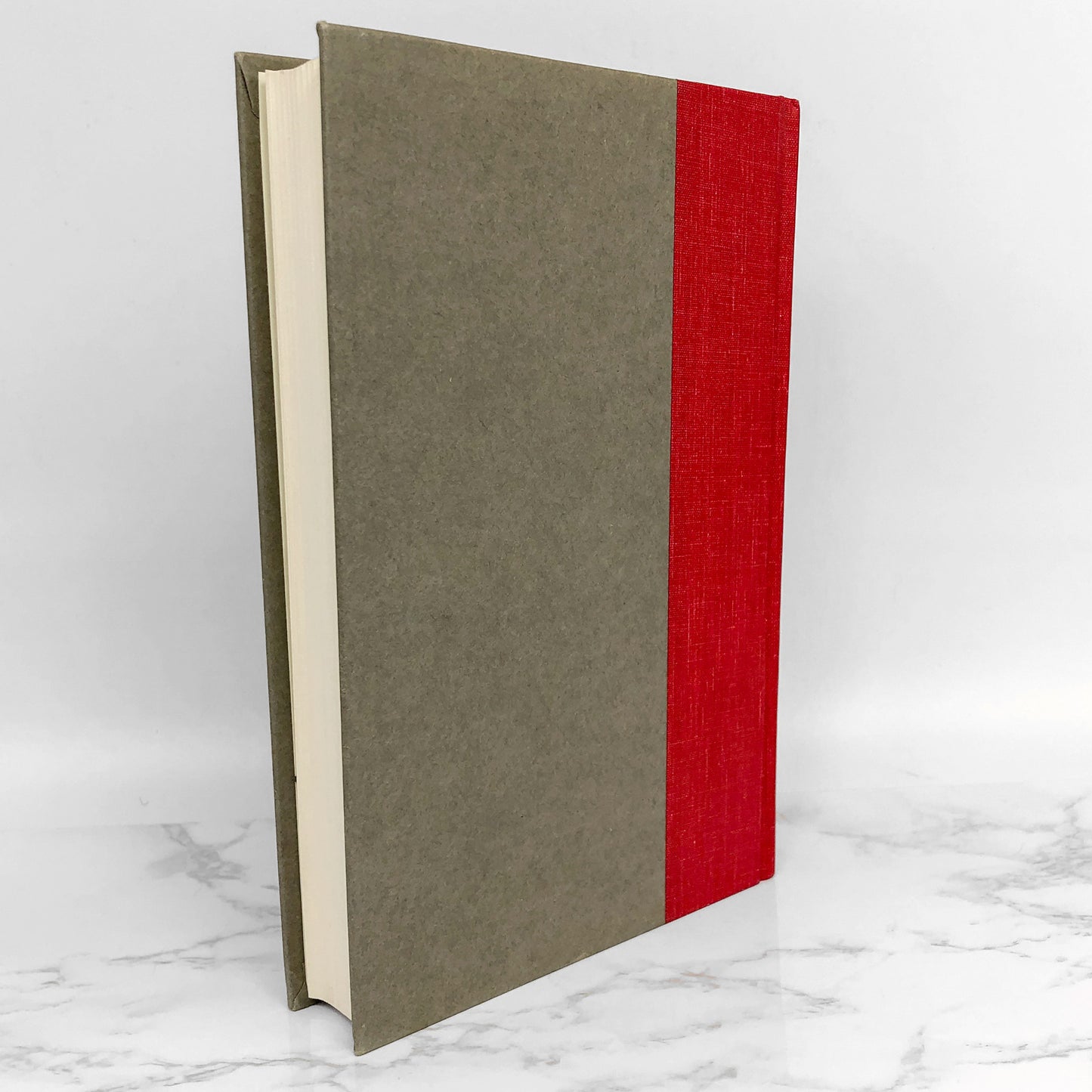 Salamandastron by Brian Jacques SIGNED! [FIRST EDITION] 1993 ❧ Redwall #5