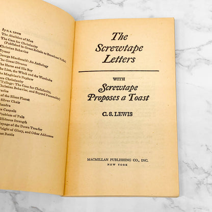 The Screwtape Letters w. Screwtape Proposes a Toast by C.S. Lewis [1975 PAPERBACK]