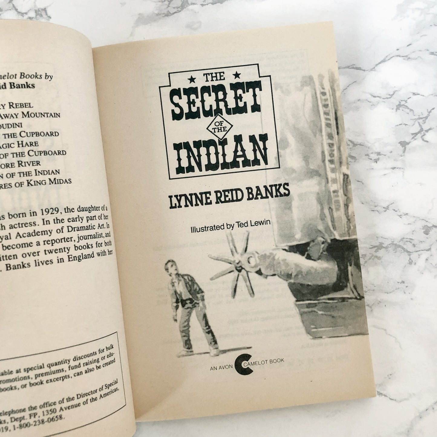 The Secret of the Indian by Lynne Reid Banks [1990 TRADE PAPERBACK]